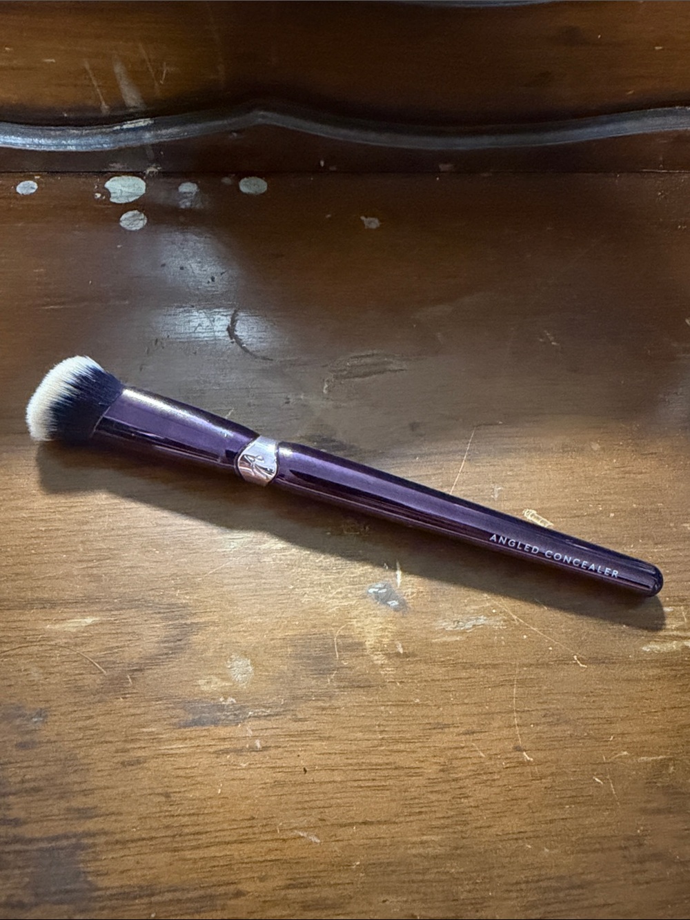 Anisa Beauty Angled Concealer Brush